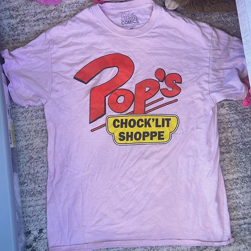 Archie Comics Pops Chock’Lit Shoppe t-shirt Size:Medium Color:light pink